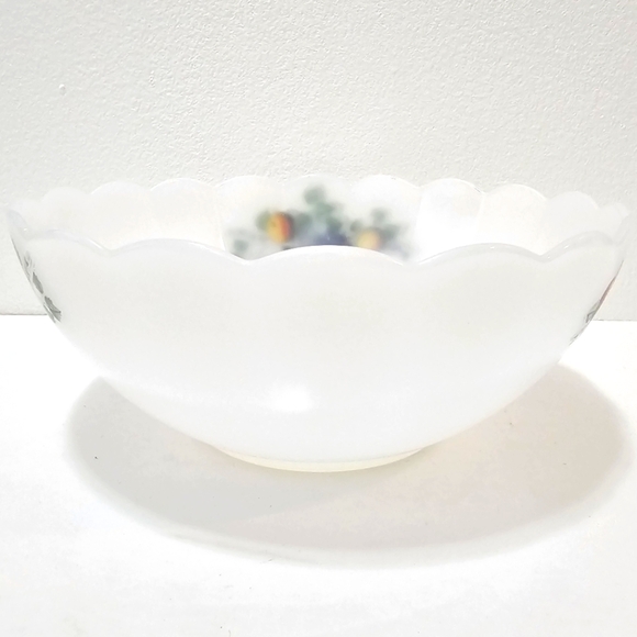 🇨🇵 Vintage Arcopal France "Fruits de France" Milk Glass Serving Bowl - Picture 12 of 13